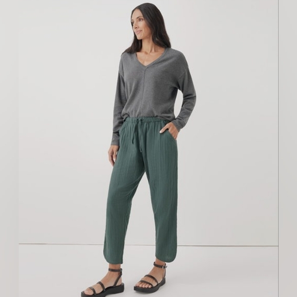Pact Women's Organic Cotton Coastal Double Gauze Tapered Pull-On Pant Size L - Picture 2 of 13